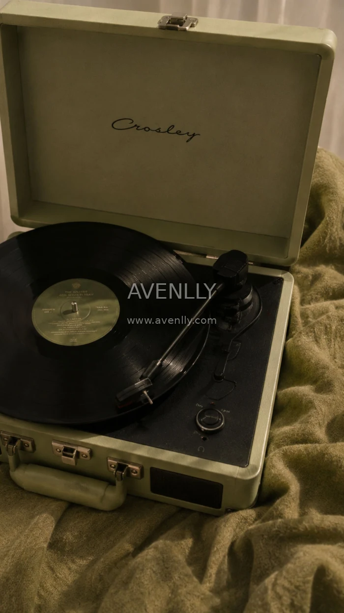 Vintage Record Player Aesthetic Wallpaper